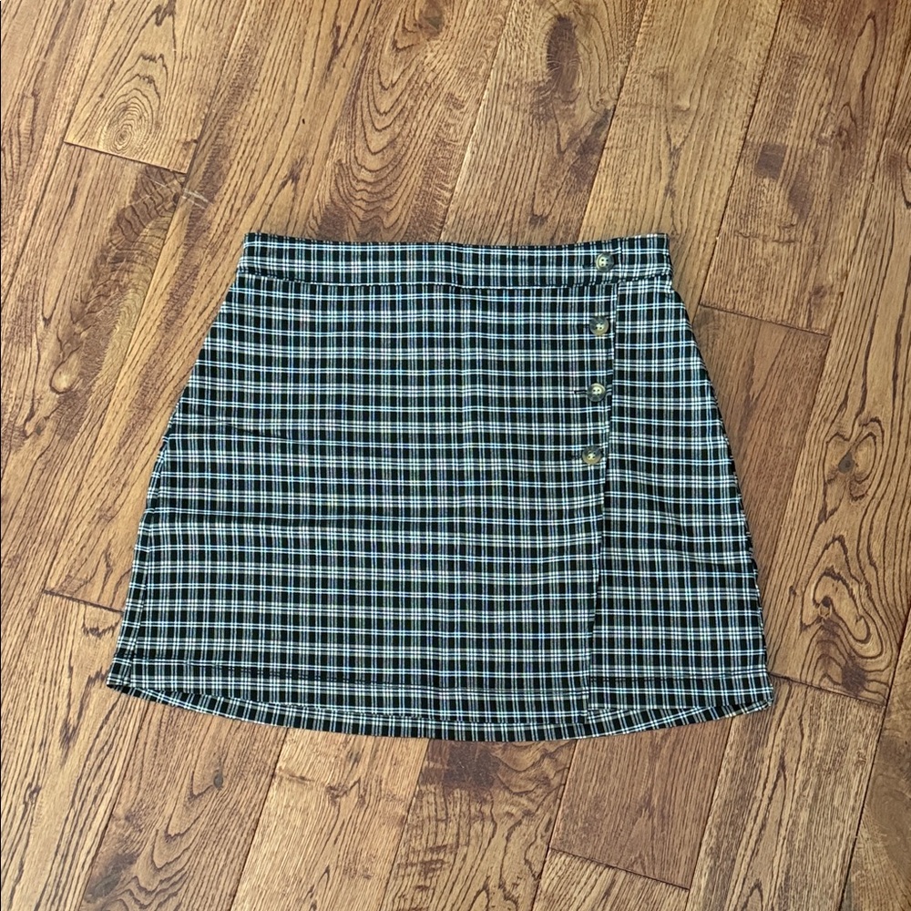 Hollister Black and White Plaid A-Line Skirt
